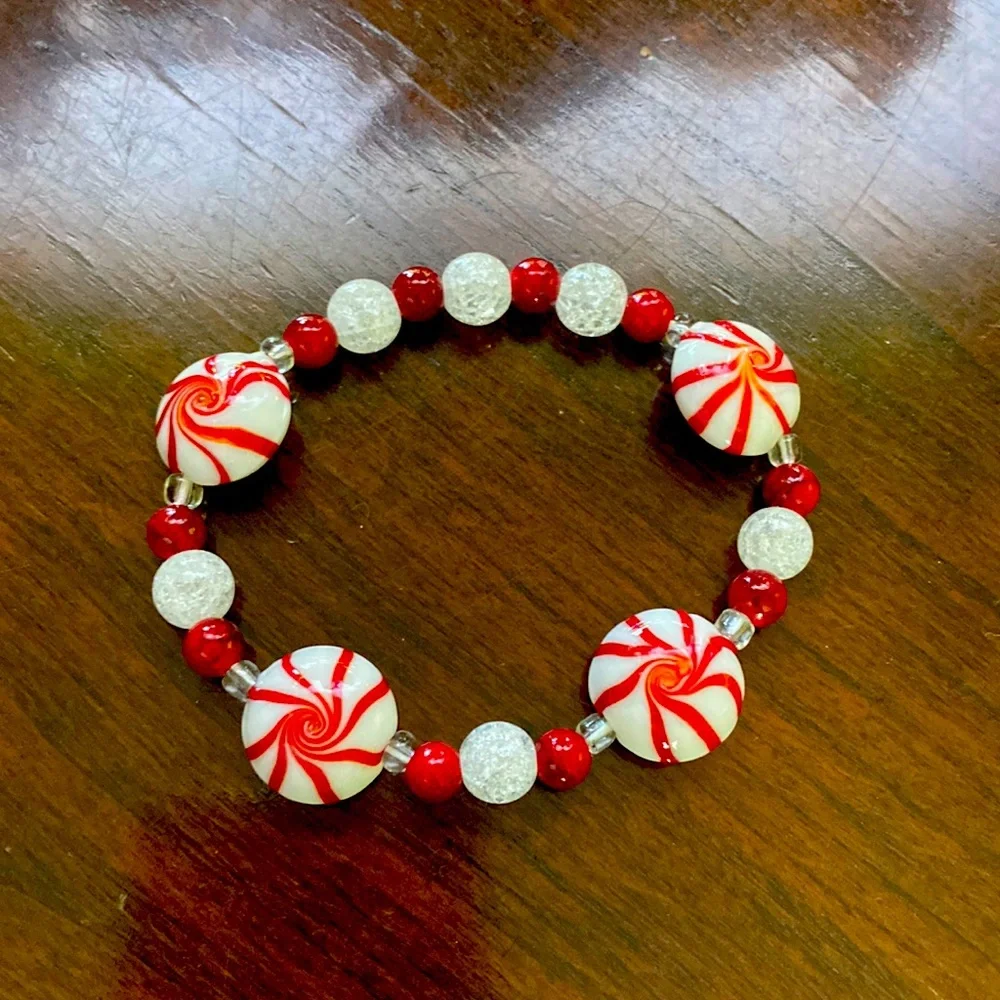 Handmade bracelet - Picture 1 of 5